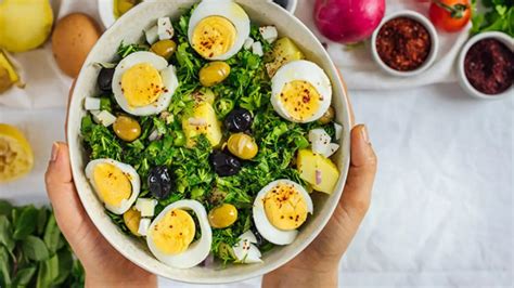Y­u­m­u­r­t­a­ ­S­a­l­a­t­a­s­ı­:­ ­S­a­ğ­l­ı­k­l­ı­ ­v­e­ ­L­e­z­z­e­t­l­i­ ­B­i­r­ ­T­a­r­i­f­
